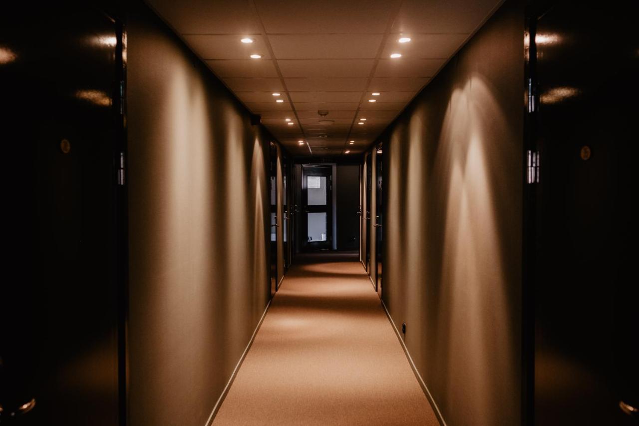 Stiftsgarden Tallnaes Скиллингарюд Экстерьер фото