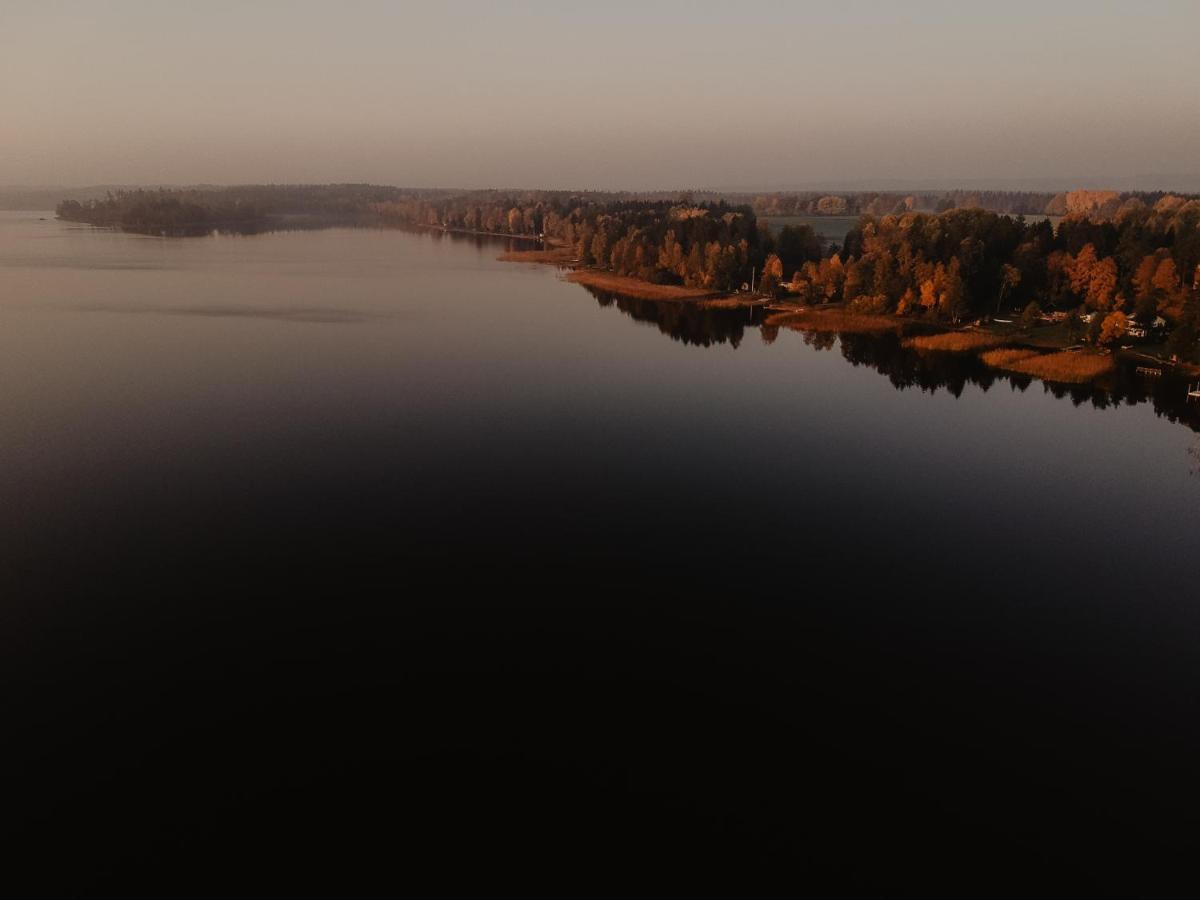 Stiftsgarden Tallnaes Скиллингарюд Экстерьер фото
