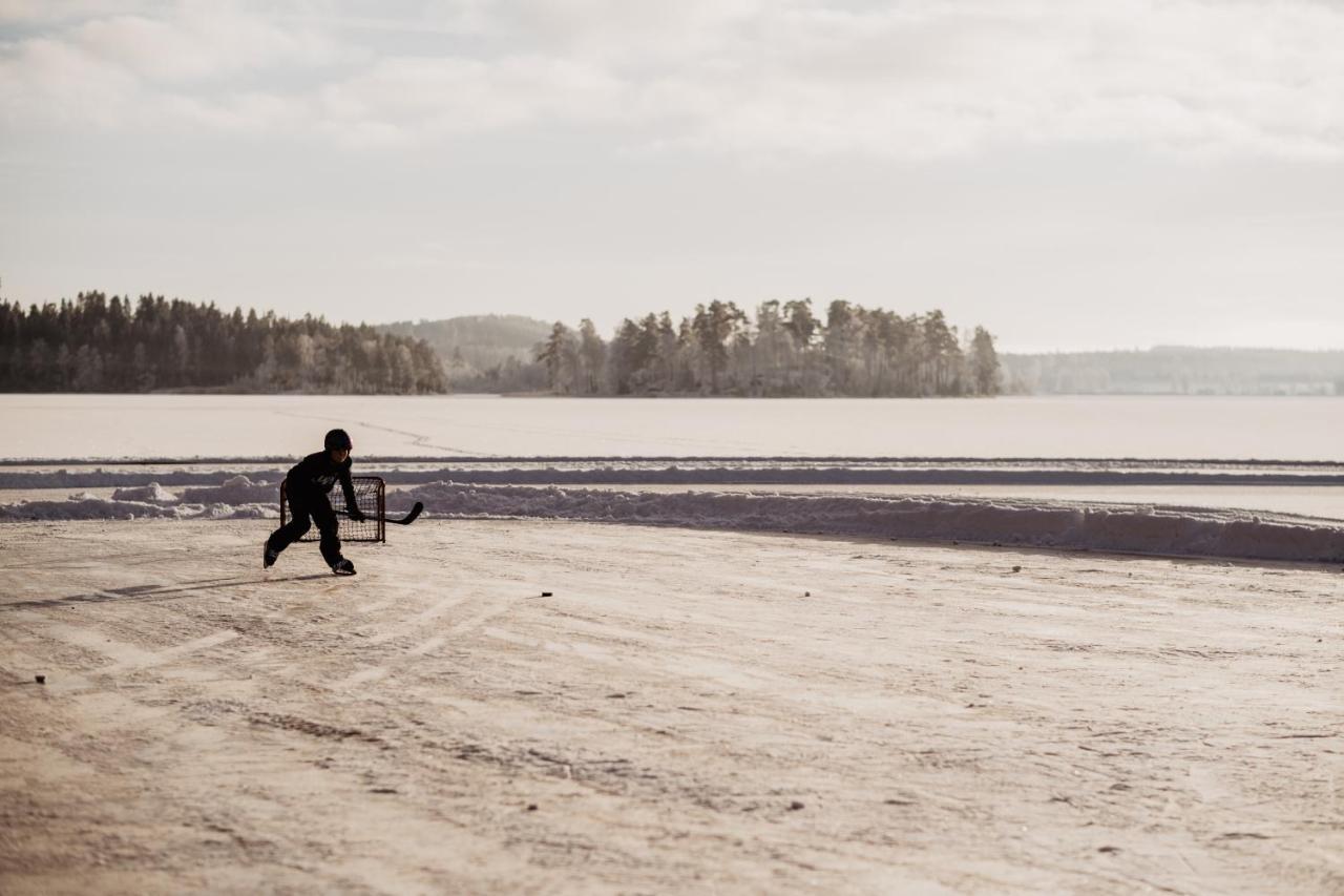 Stiftsgarden Tallnaes Скиллингарюд Экстерьер фото